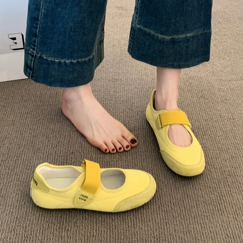 黄色软底玛丽珍女鞋新款2025爆款时尚气质平底夏天配裙子休闲单鞋