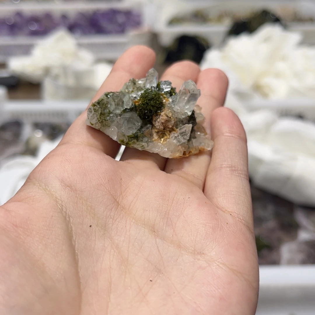 ****水晶未镶嵌珠宝半成品377