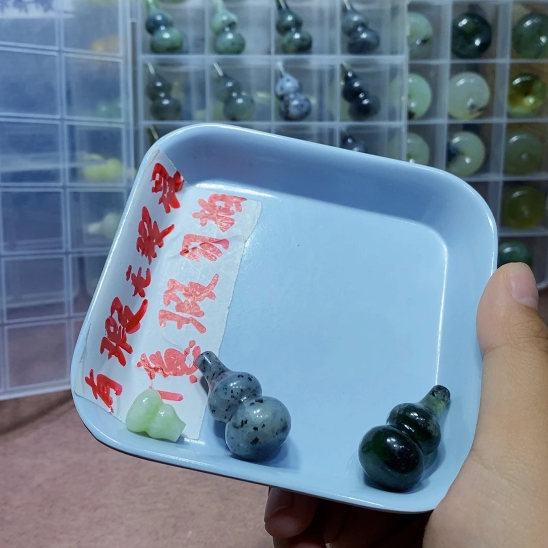 未镶嵌蛇纹石玉505