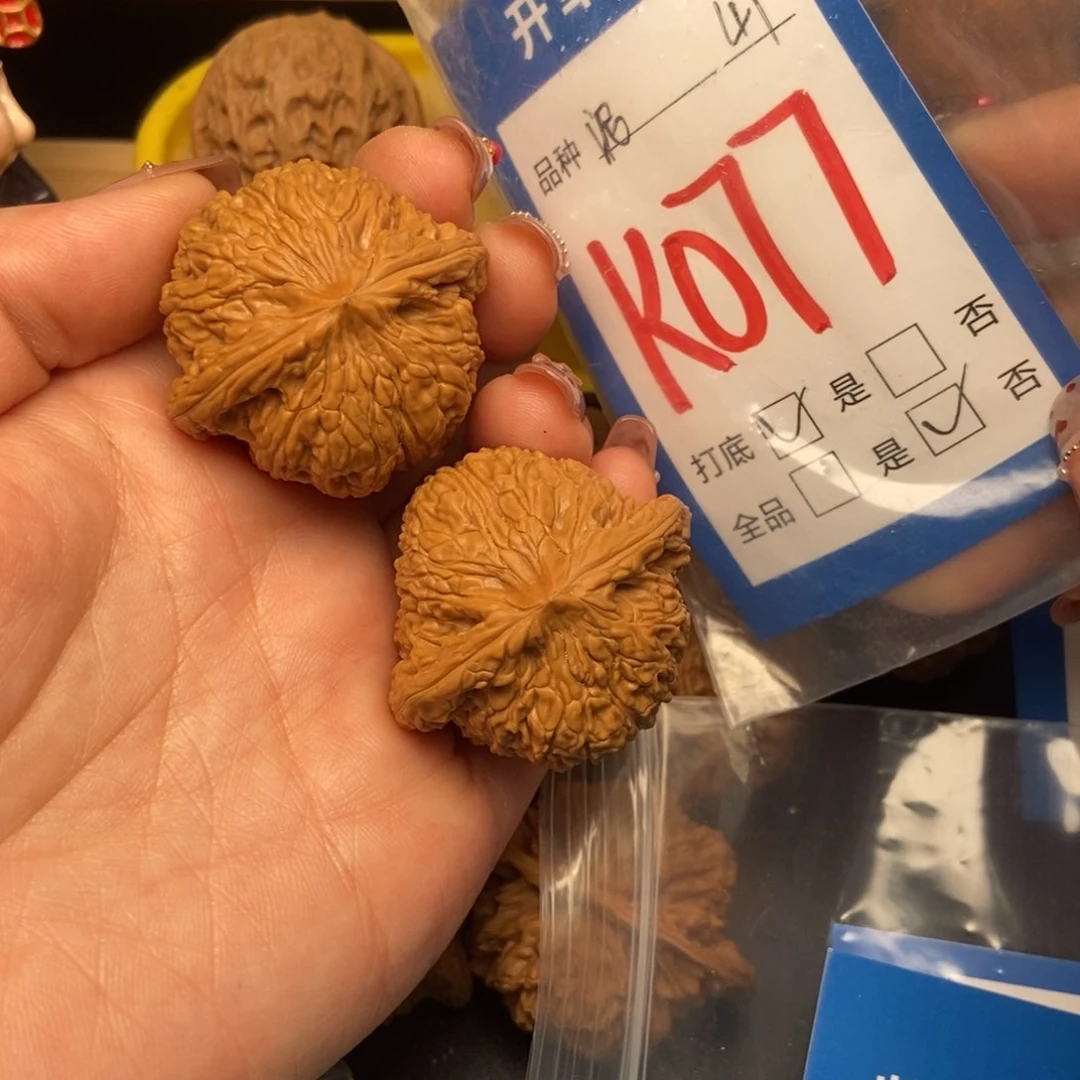 桃核吊坠张*猛核桃泥鳅