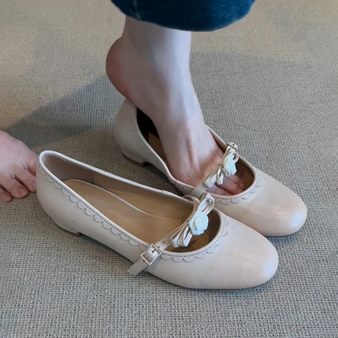 羊皮~法式复古真皮鞋子圆头单鞋低跟女一字带结花朵浅口玛丽珍鞋