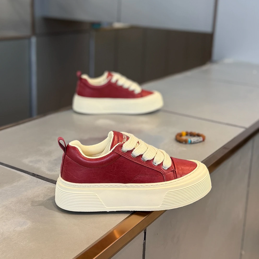 男鞋板鞋时尚休闲风百搭款男士鞋子高级感秋季新款轻奢潮款简约款