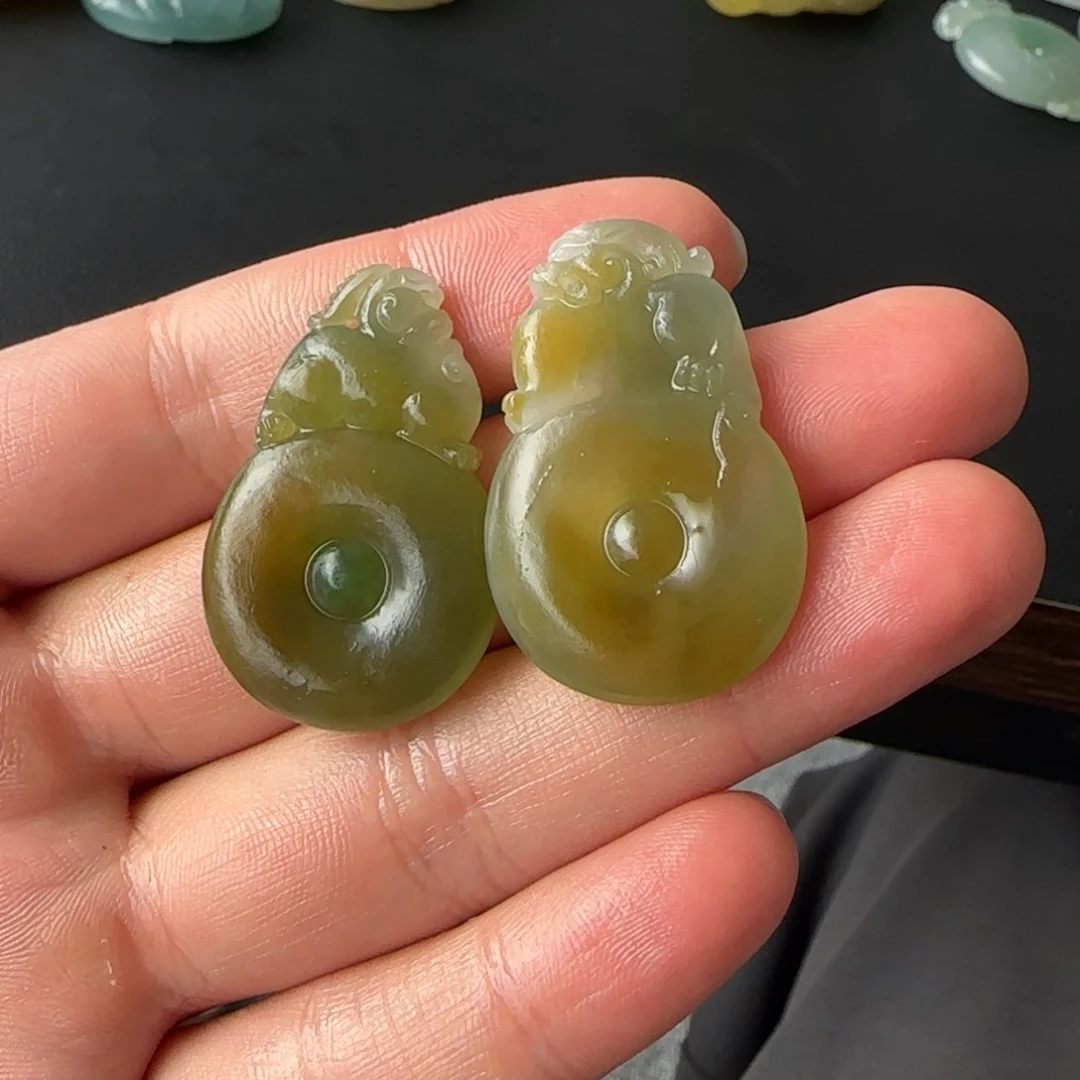 未镶嵌定制翡翠福贝 一对