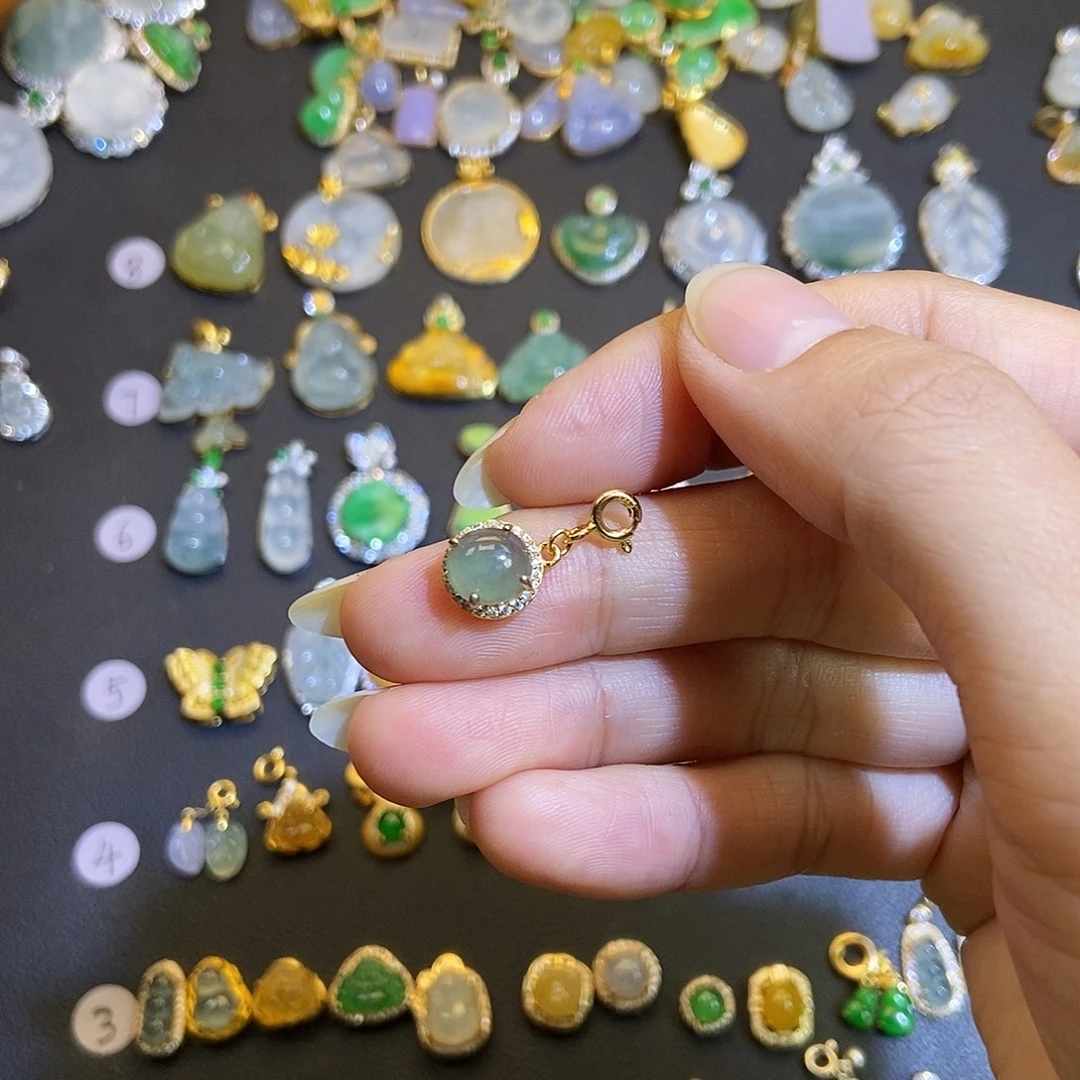 翡翠未镶嵌吊坠(不含链)