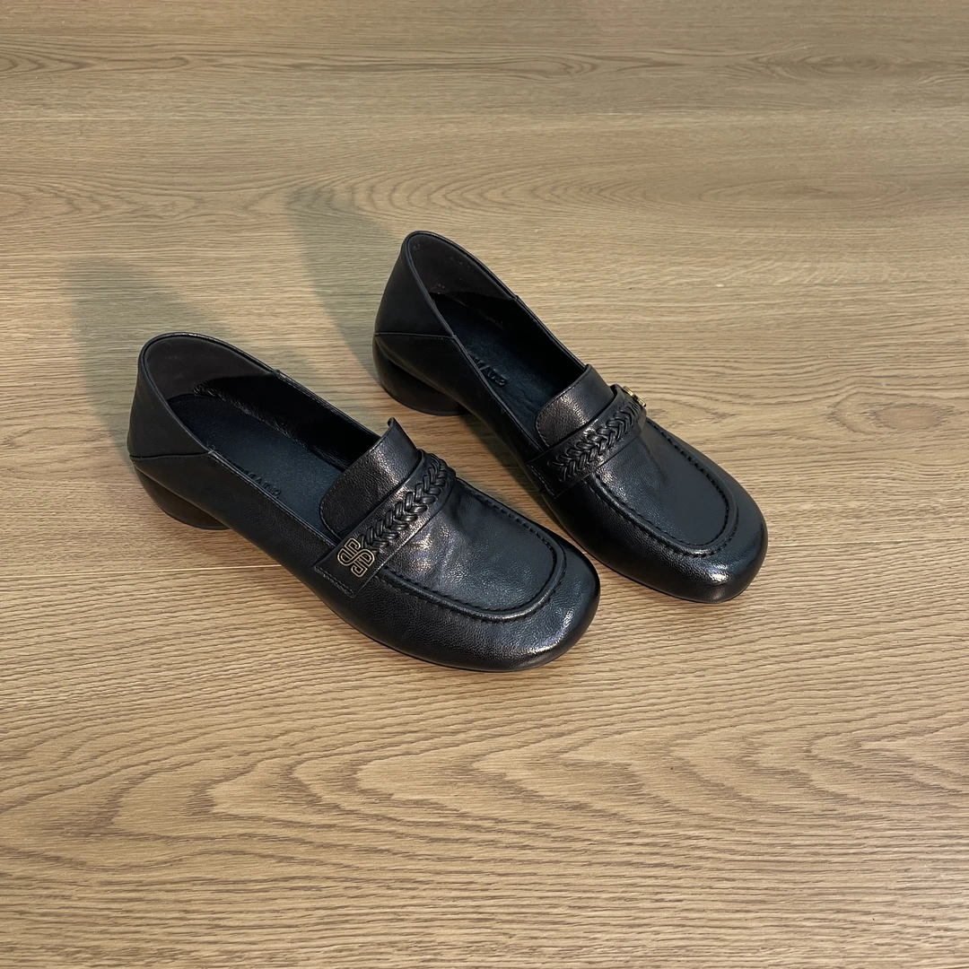 单鞋新款复古风头层羊皮乐福鞋单鞋百搭时尚简约舒适单鞋女款春秋