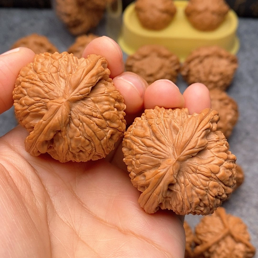 文玩核桃把件白狮子41全品