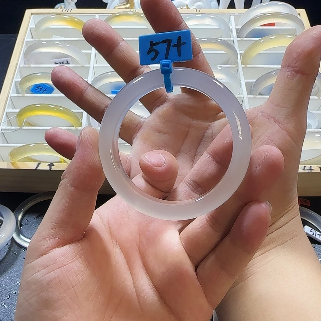 玛瑙/玉髓手镯未镶嵌月*佑