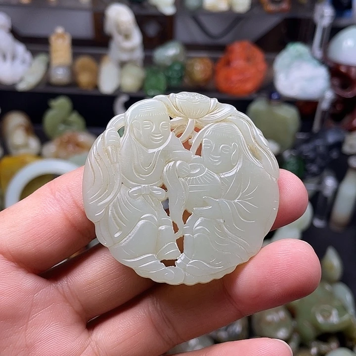 和田玉（糖玉）未镶嵌颈饰