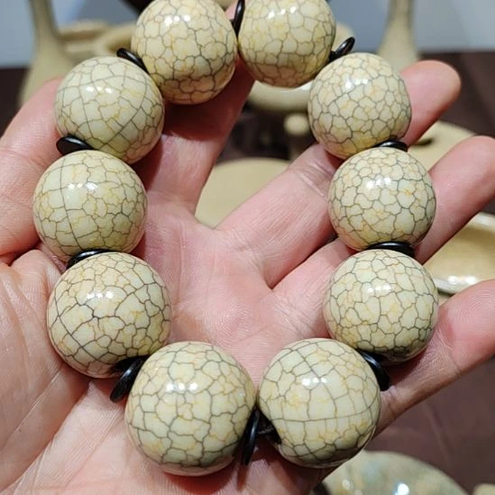 龚东华老师梅花墨纹作品