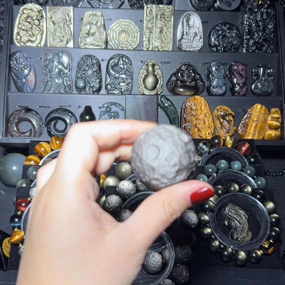 一****黑曜岩未镶嵌颈饰