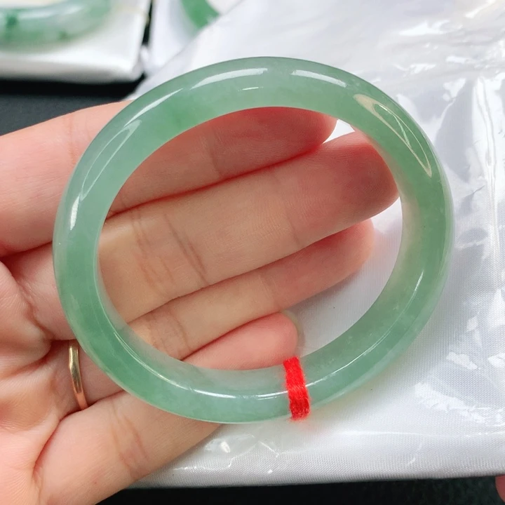 未镶嵌手镯翡翠53贵妃