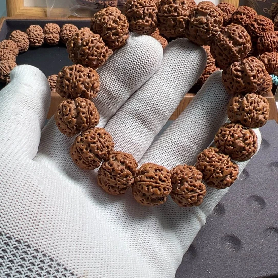 金刚菩提手串黑****儿金刚菩提手串A1