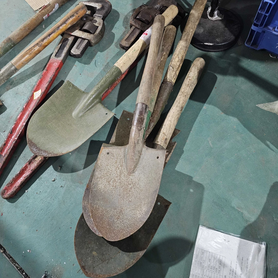 6411绿色小铁锹一个随机发