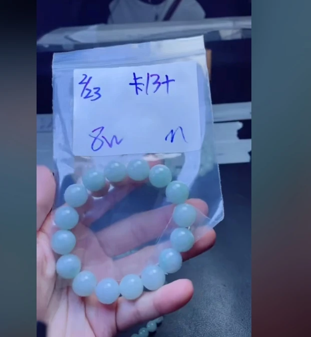 天然缅甸翡翠A货，手串，珠链，定制翡翠，多样性发货