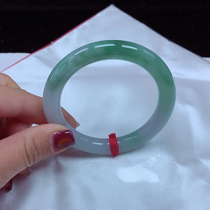 未镶嵌手镯（圆镯）翡翠圈口55