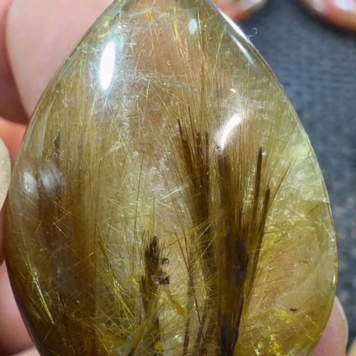 水晶吊坠(不含链)未镶嵌心**内