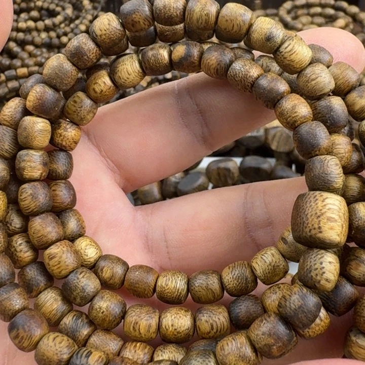 手串沉香乌身手串14克加