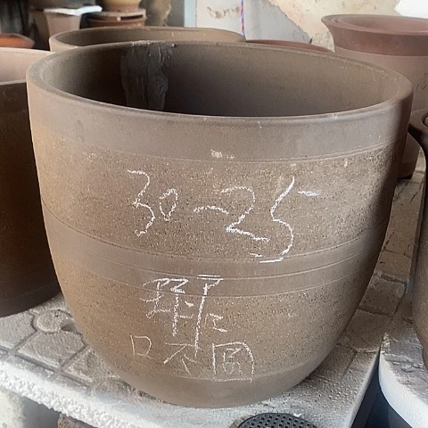 紫砂中国宜兴紫砂花盆，