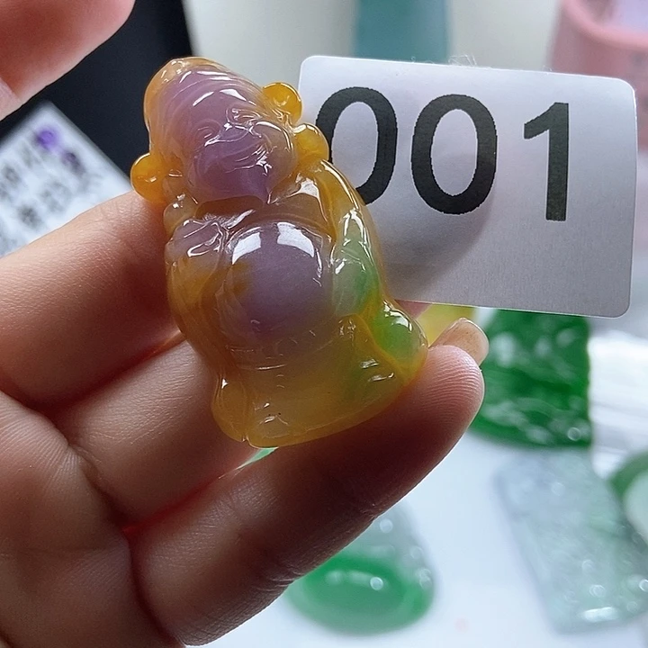 翡翠未镶嵌吊坠(赠链)