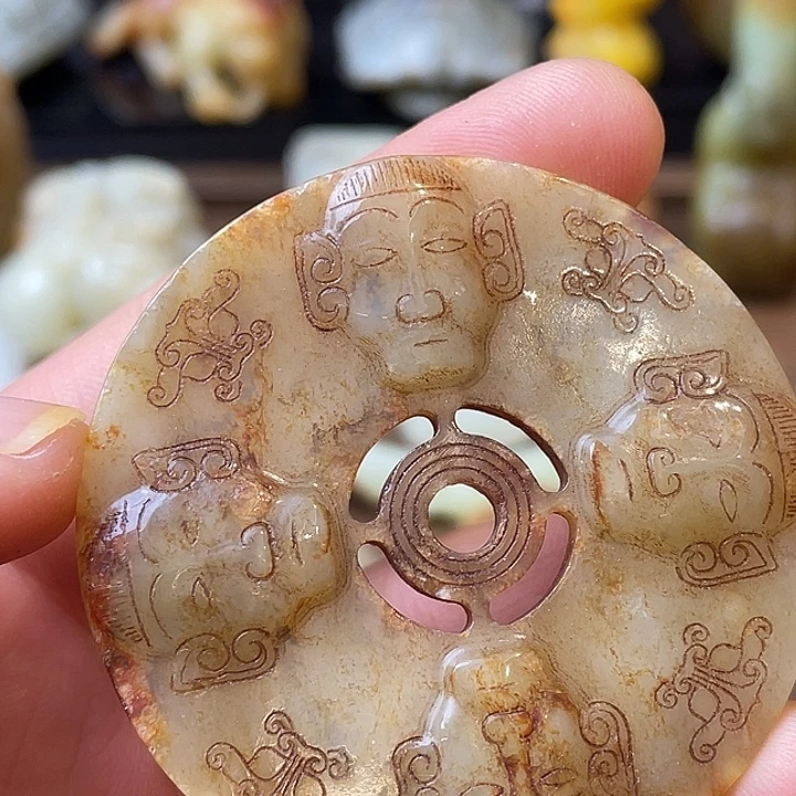和田玉（糖玉）未镶嵌颈饰