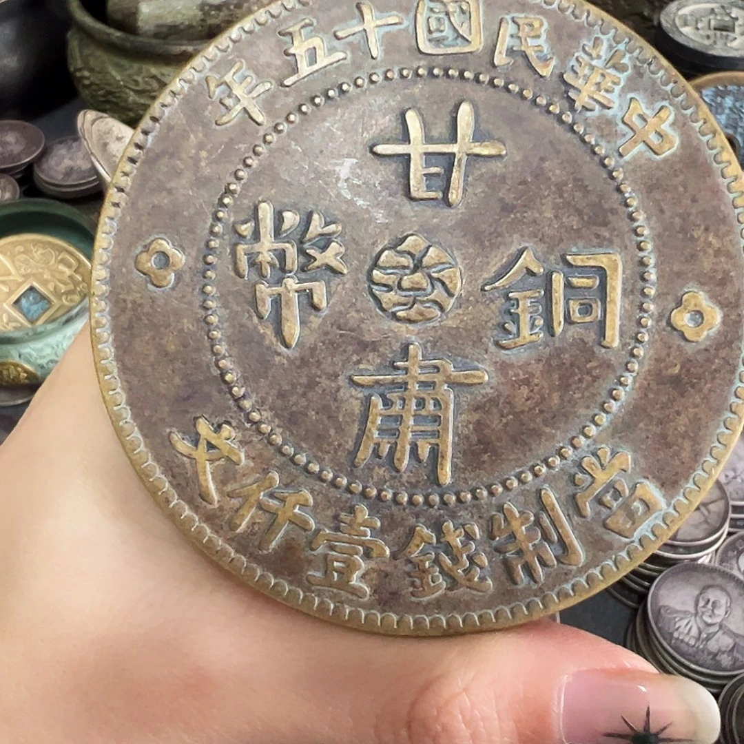 金属复古风格铜板