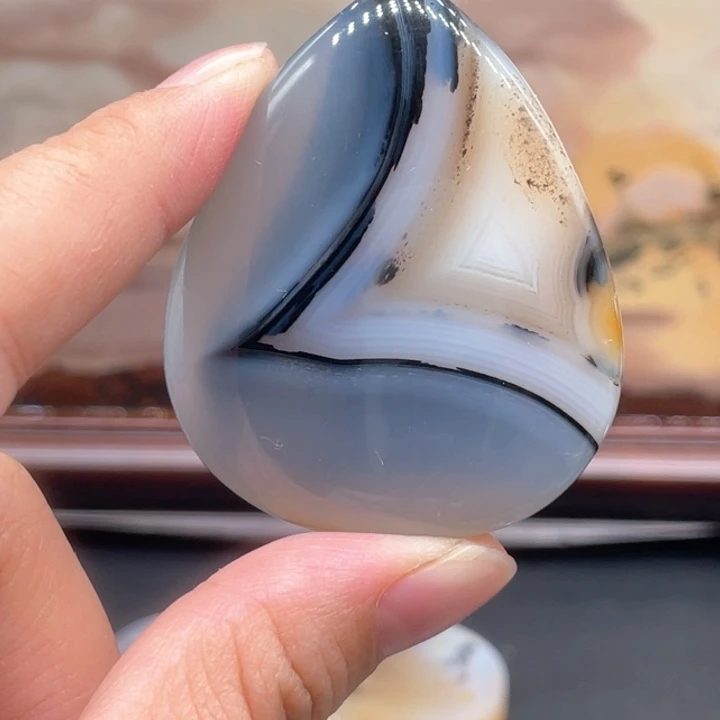 玛瑙/玉髓合金颈饰
