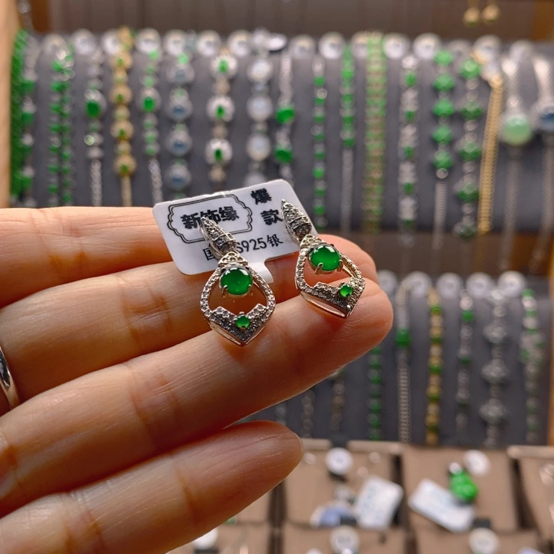 颈饰银S925镶嵌翡翠翡翠耳钉