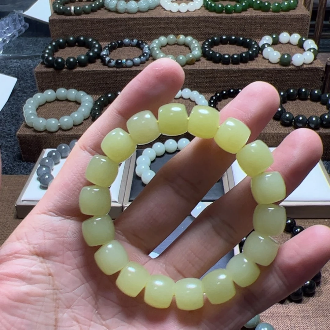 和田玉（糖玉）未镶嵌手链