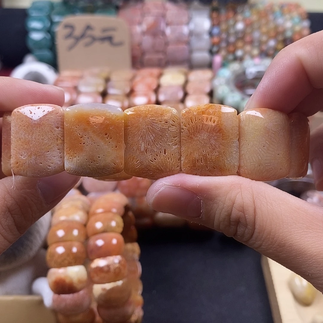 硅化珊瑚（珊瑚玉）未镶嵌手牌 放漏 27号