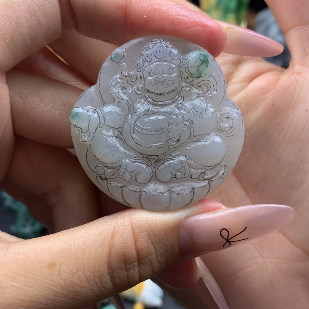 孙****定制翡翠未镶嵌翡翠