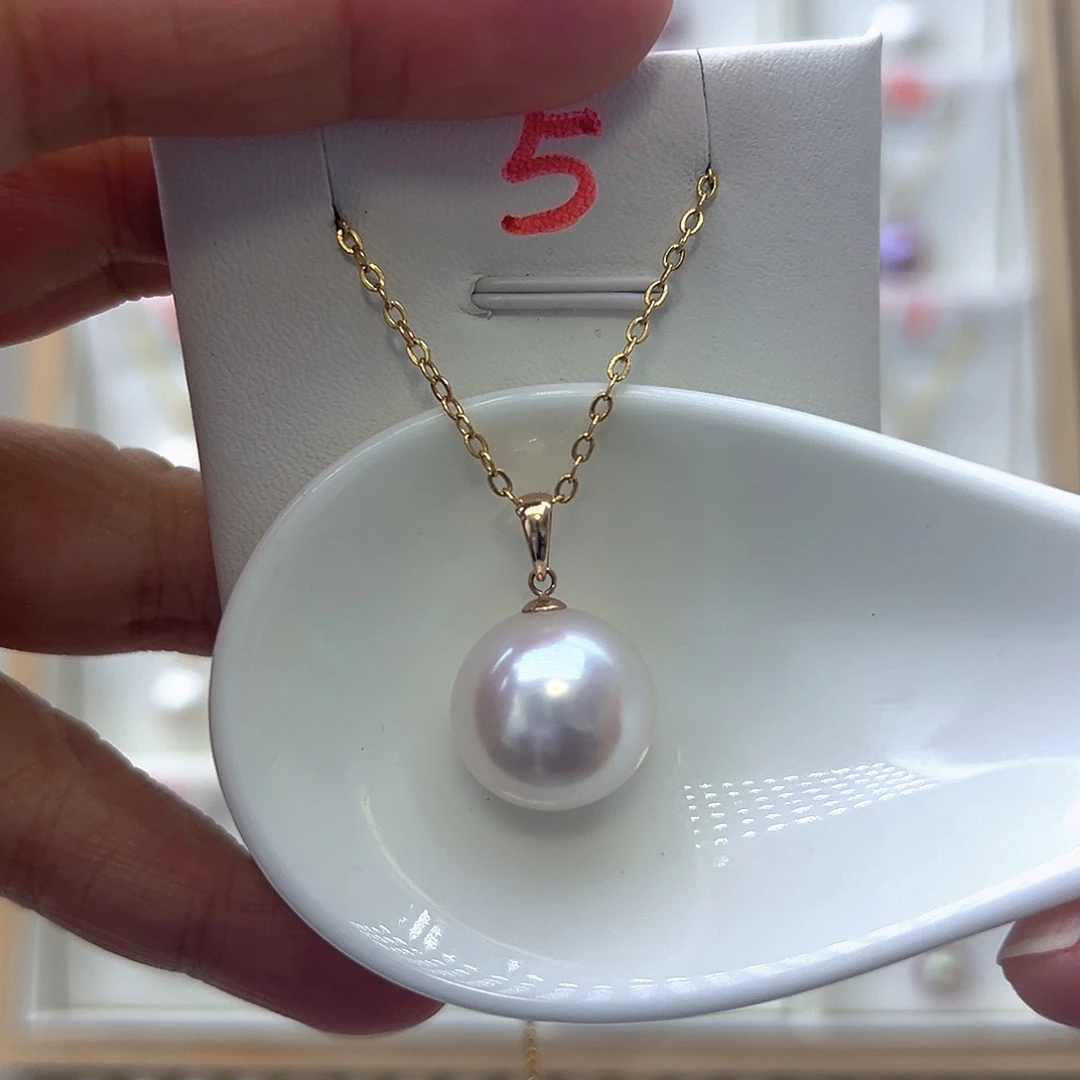 吊坠(不含链)淡水珍珠18K金镶嵌15mm