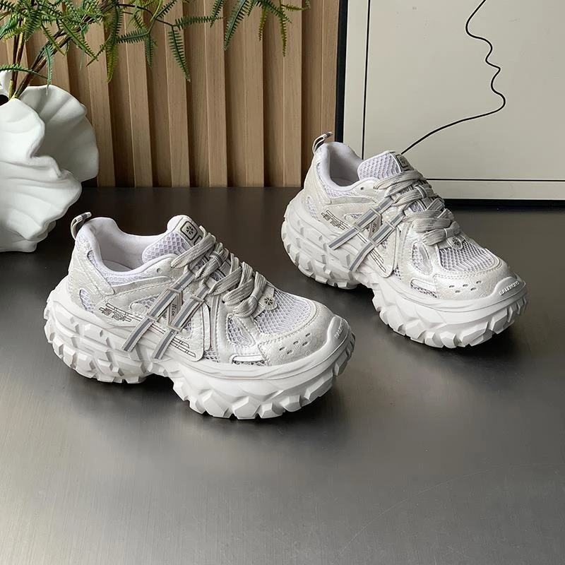 欧货轮胎厚底老爹鞋女2025夏季新款网面透气运动鞋休闲显脚小女鞋