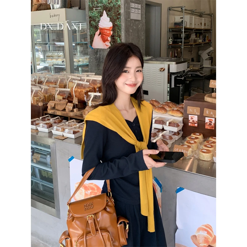 代大喜【慕色岛屿】设计感针织女装2025年初秋收腰显瘦三件套