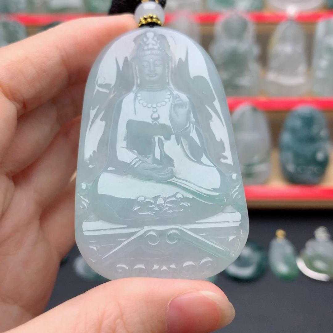翡翠未镶嵌颈饰素衣