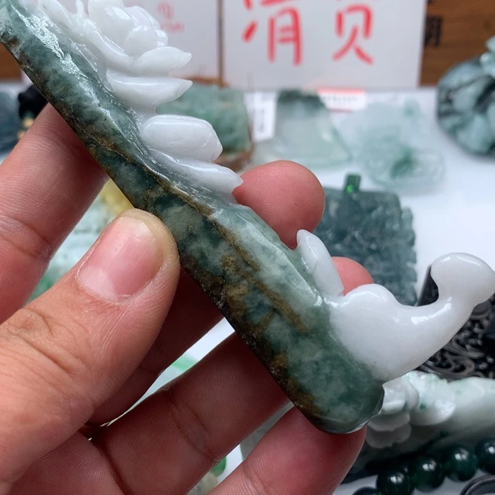 翡翠颈饰未镶嵌保真天然a货翡翠