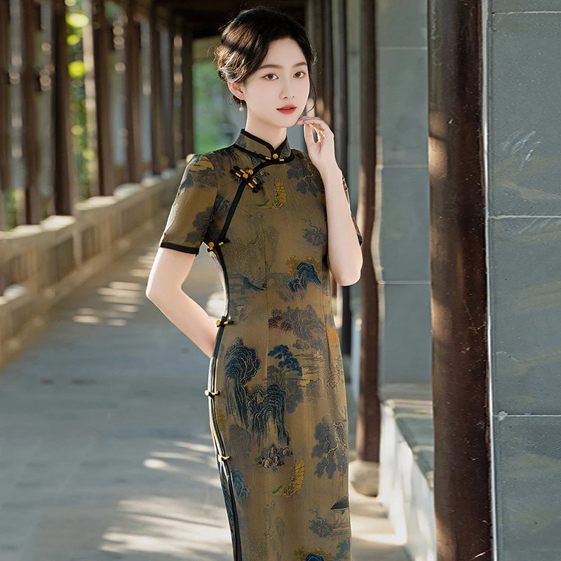 传统国风中式长款改良2025新款女复古修身走秀款演出服装