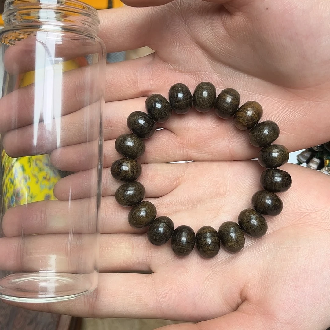 大叶紫檀（黑酸枝木类）