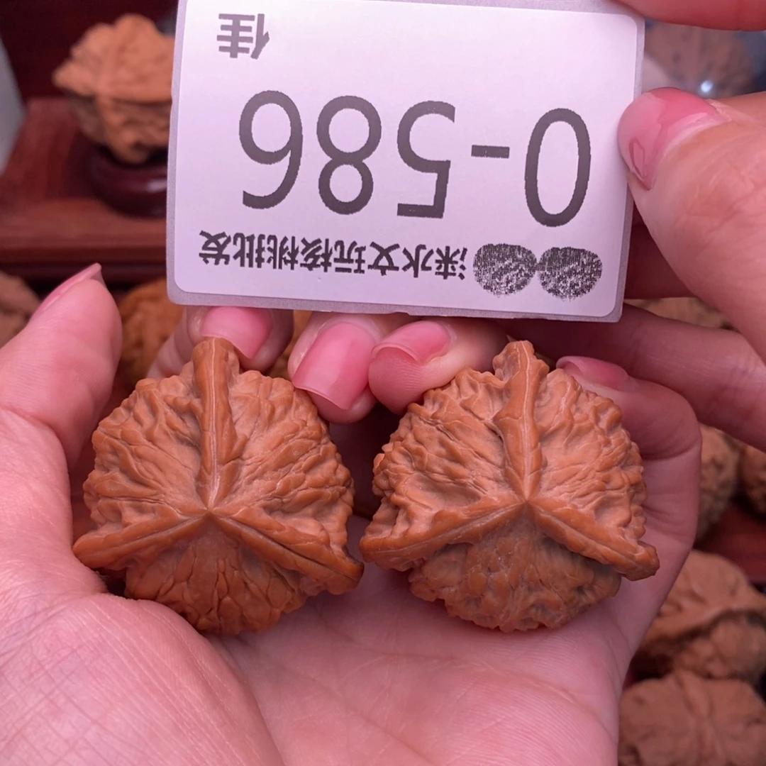 把件文玩核桃40糖三角