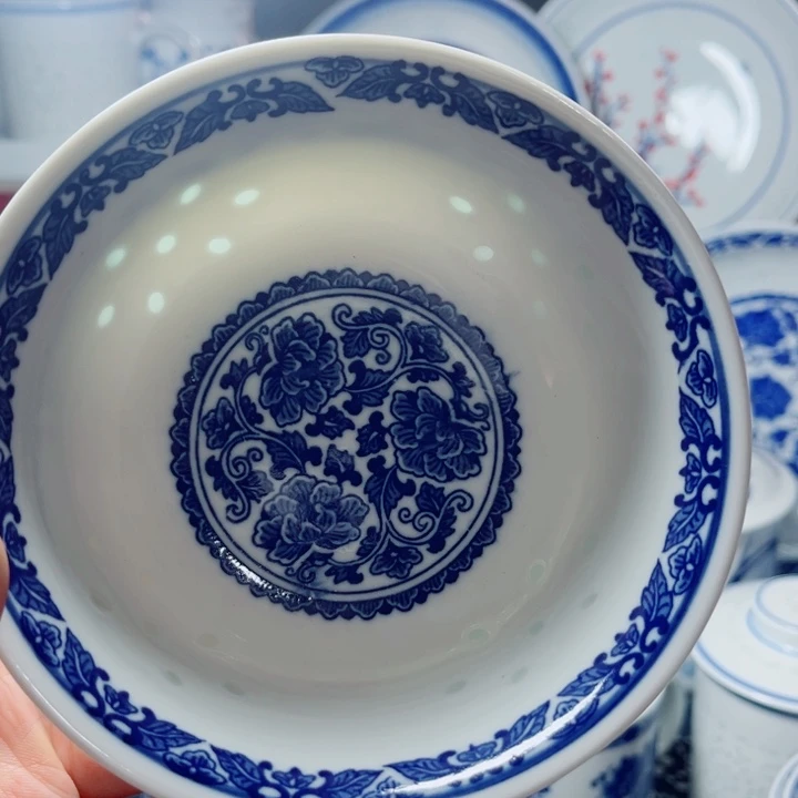 青花玲珑5寸饭碗牡丹花