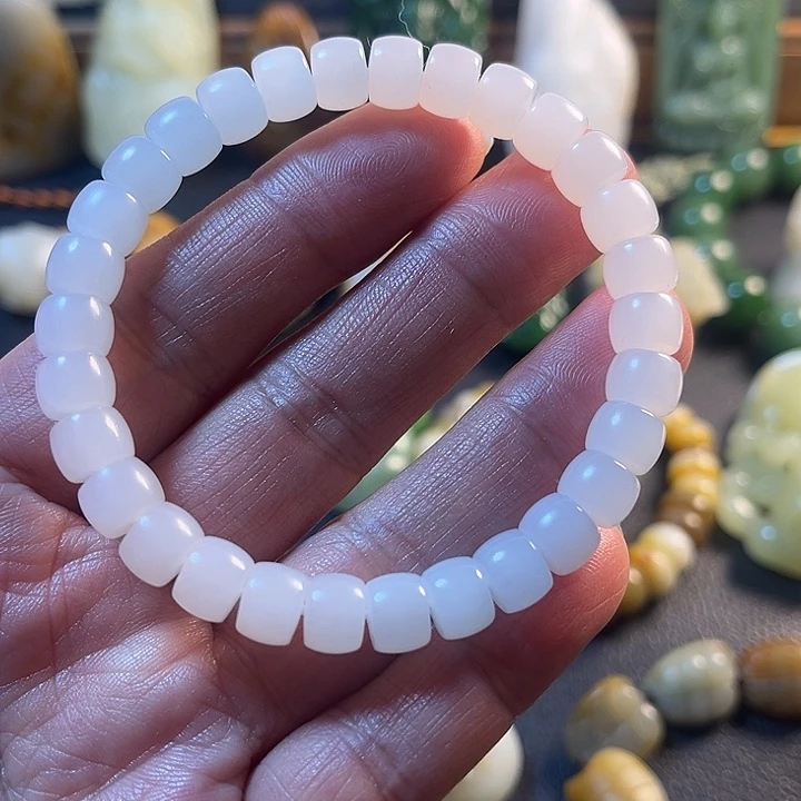 和田玉未镶嵌手串