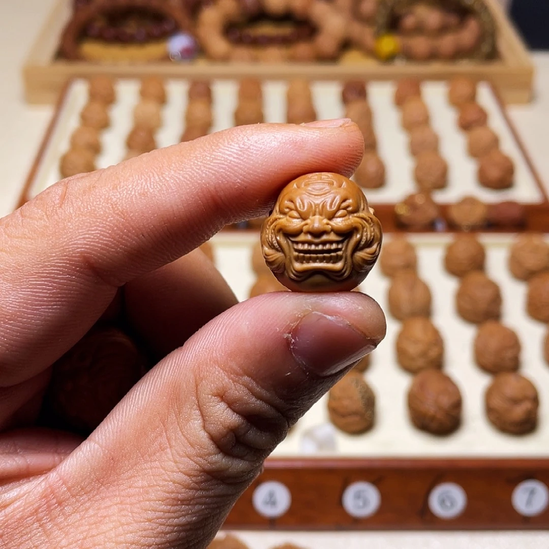 猴头核桃吊坠16左右猴头核桃虎僧