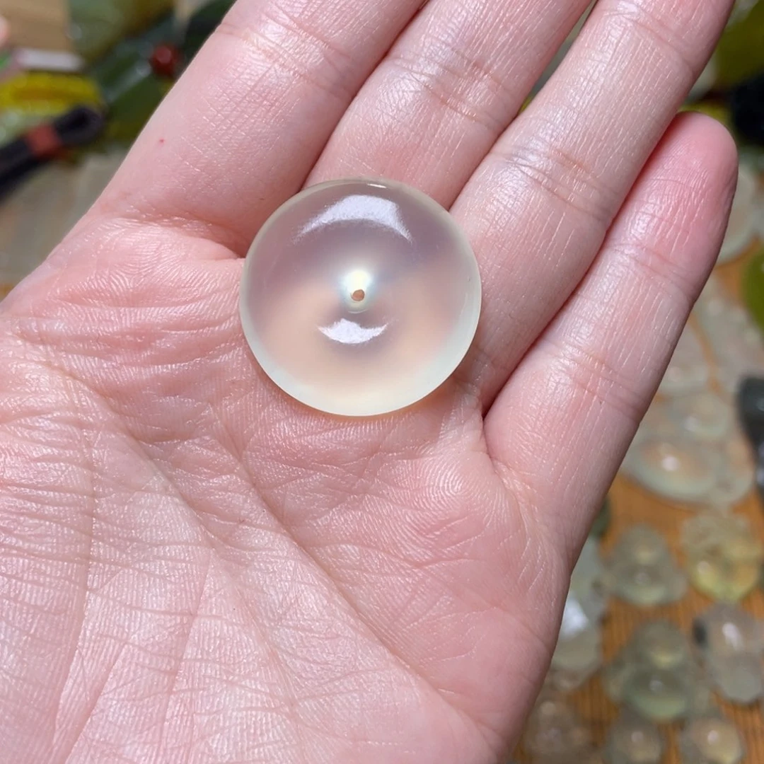 蛇纹石玉吊坠未镶嵌安*