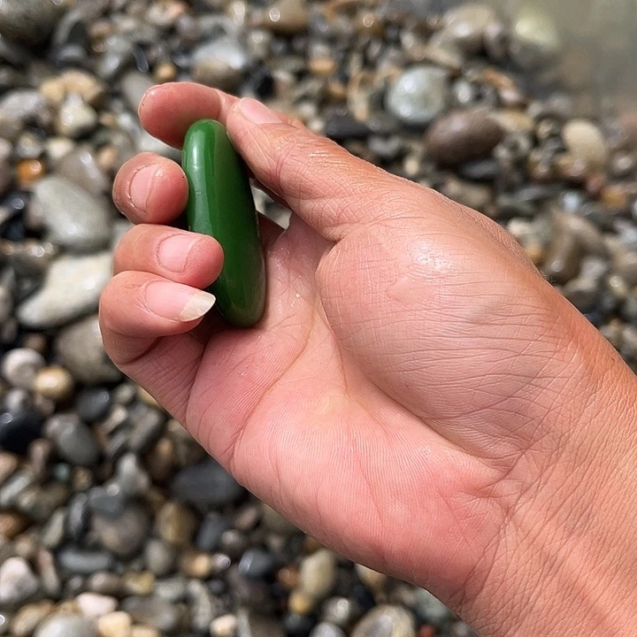 未镶嵌和田玉（糖玉）车挂