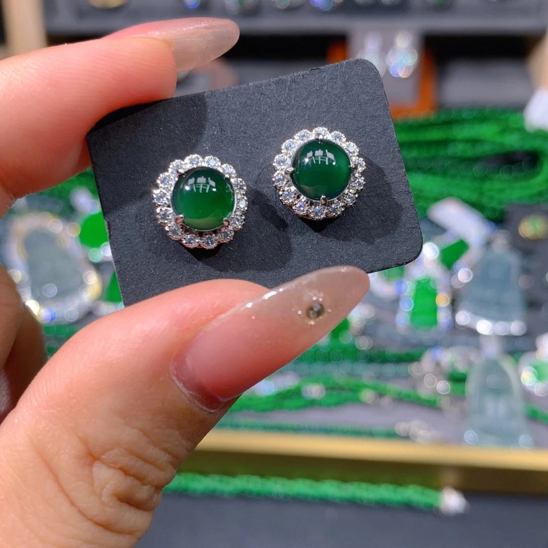 翡翠耳饰未镶嵌天然