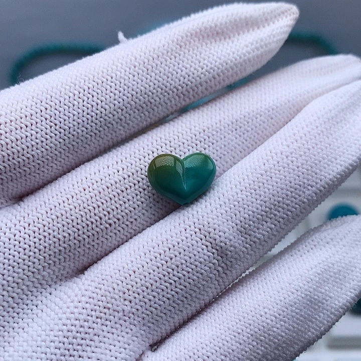 绿松石未镶嵌屁桃