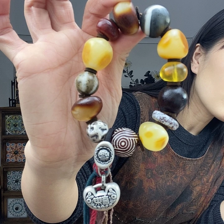 蜜蜡手串未镶嵌手串