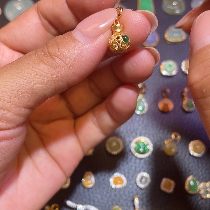 翡翠银S925镶嵌颈饰