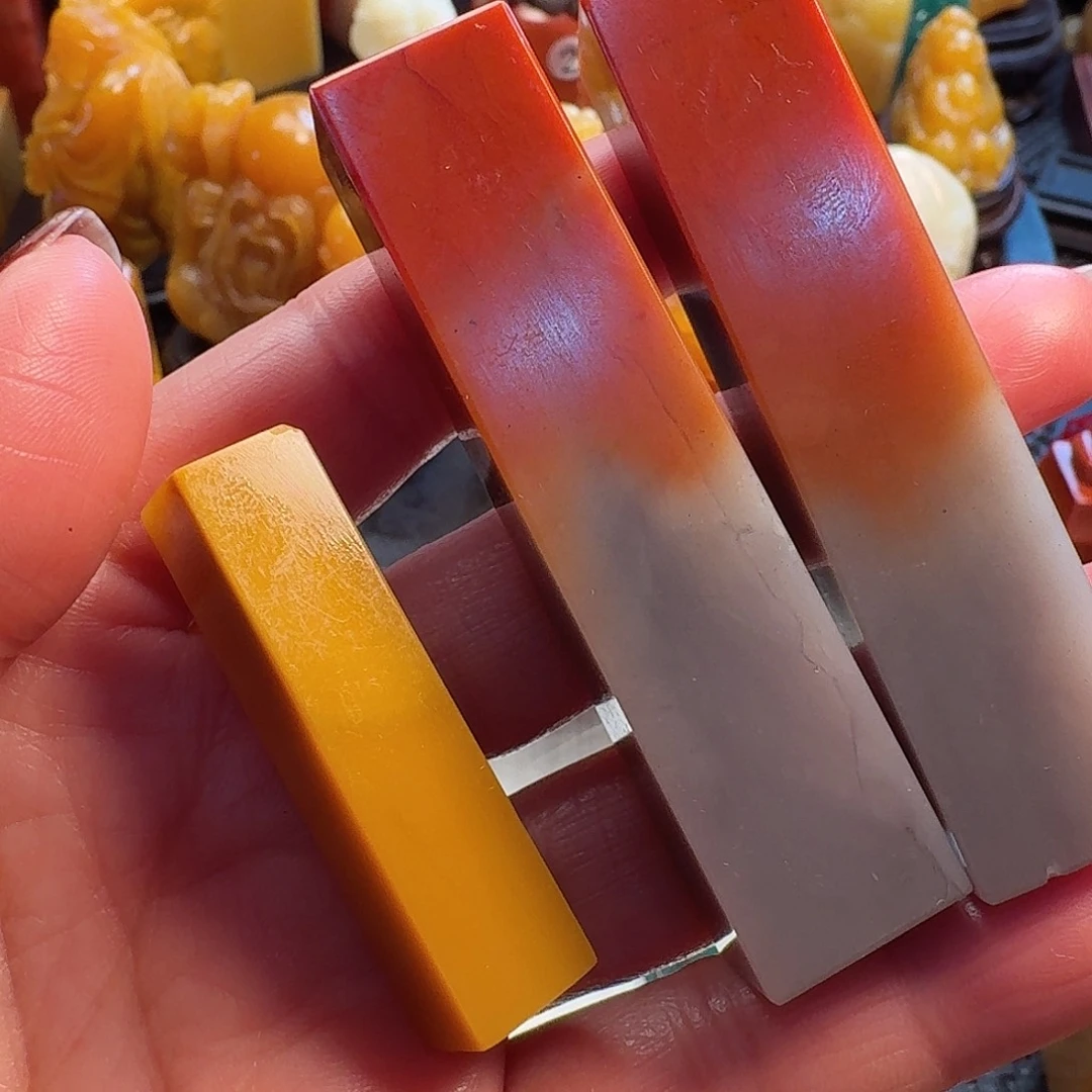 寿山石印石?*坦老挝石