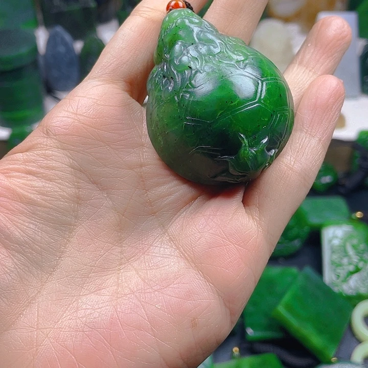 和田玉未镶嵌珠宝半成品