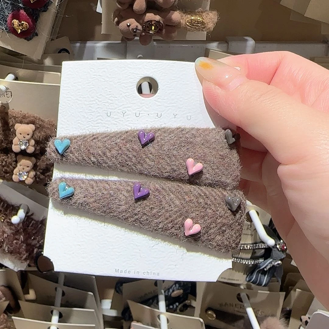 皮质非金属爱心拜拜